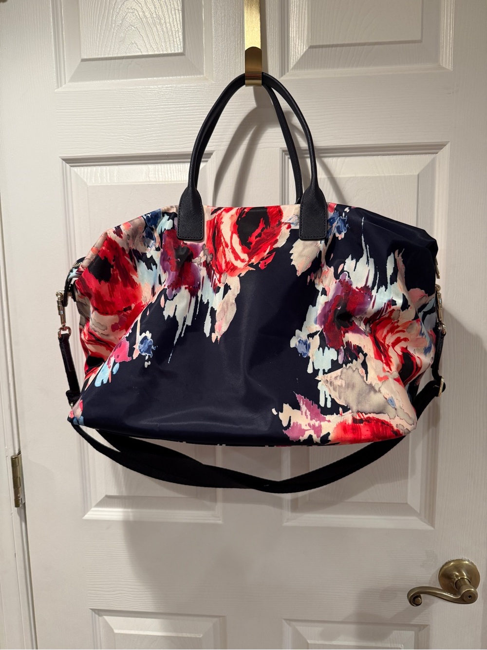 Kate Spade Blurry Floral & Navy Blue Weekender Duffle Bag - Picture 2 of 9